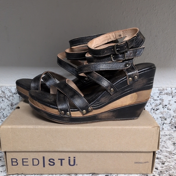 ✨SOLD✨ BedStu Juliana Black Leather Platform Wedge Sandals sz 11 Julianna - Picture 7 of 10